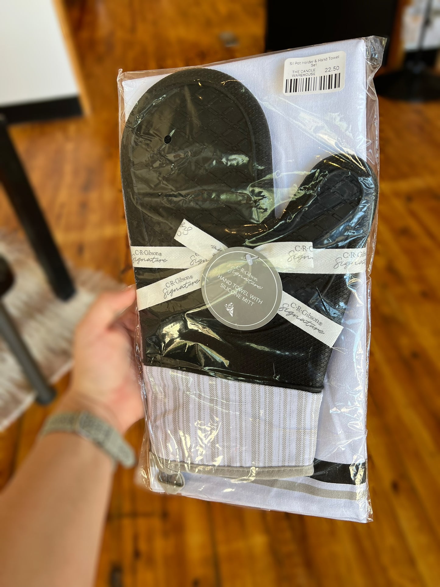 Sil Pot Holder & Hand Towel Set